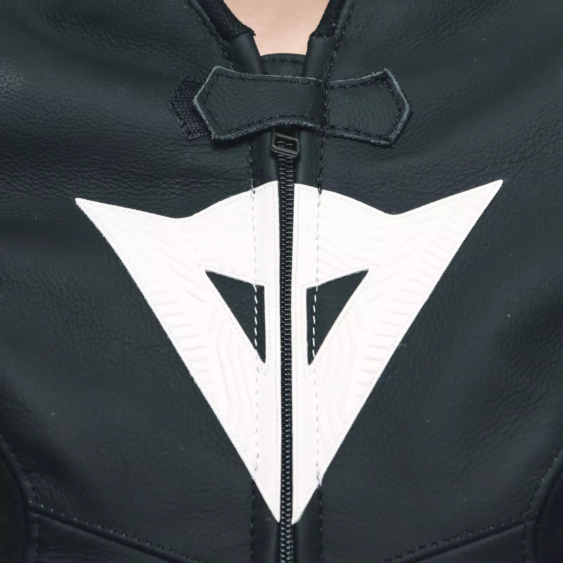 AVRO 5 - GIACCA MOTO IN PELLE DONNA