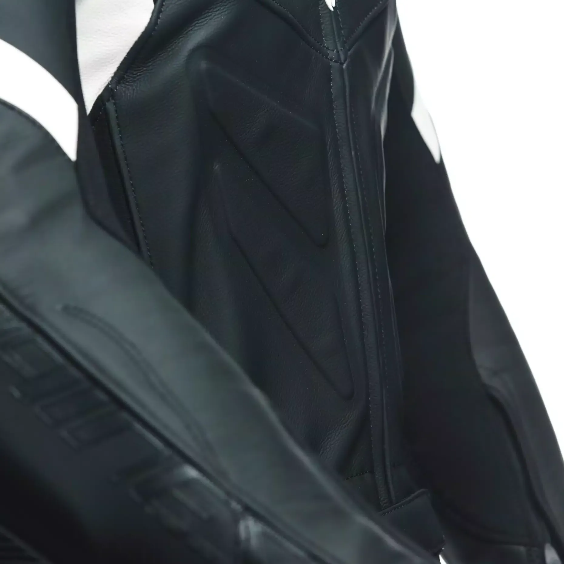 AVRO 4 - TUTA MOTO DIVISIBILE CONFORMATA IN PELLE UOMO