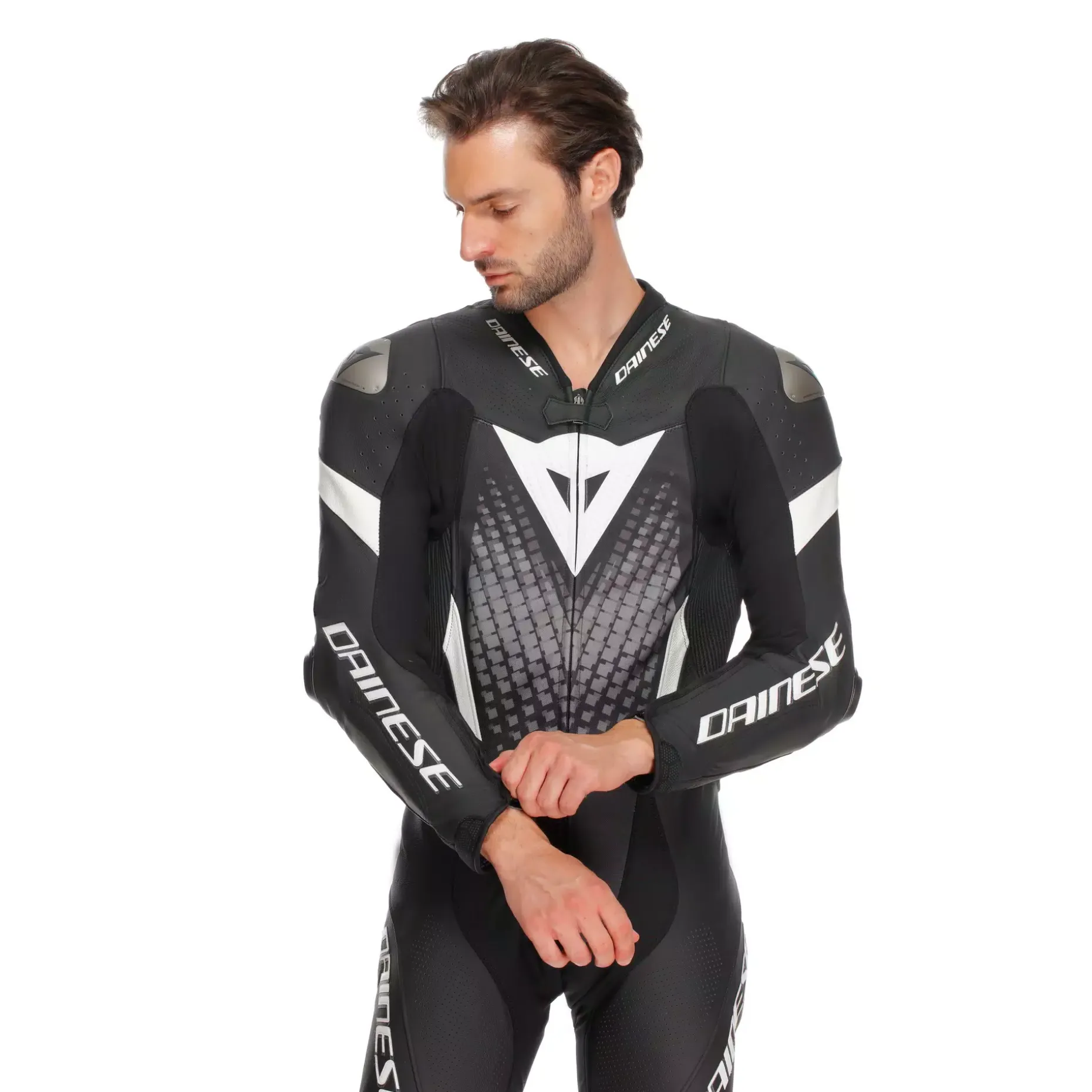 LAGUNA SECA 6 - TUTA MOTO INTERA IN PELLE PERFORATA UOMO - TAGLIA SHORT/TALL (S/T)