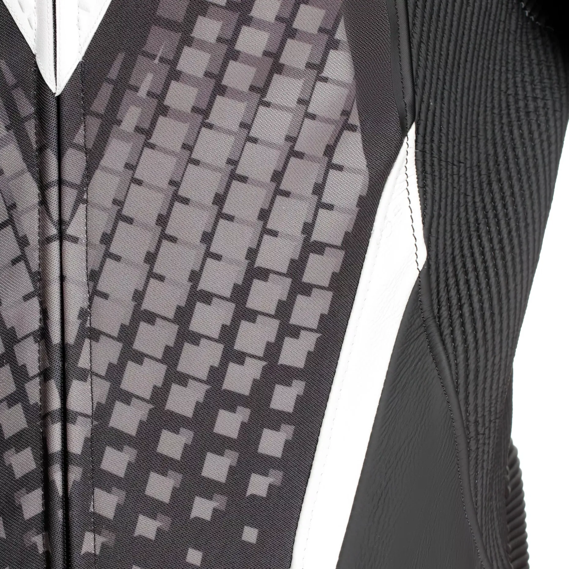 LAGUNA SECA 6 - TUTA MOTO INTERA IN PELLE PERFORATA UOMO - TAGLIA SHORT/TALL (S/T)